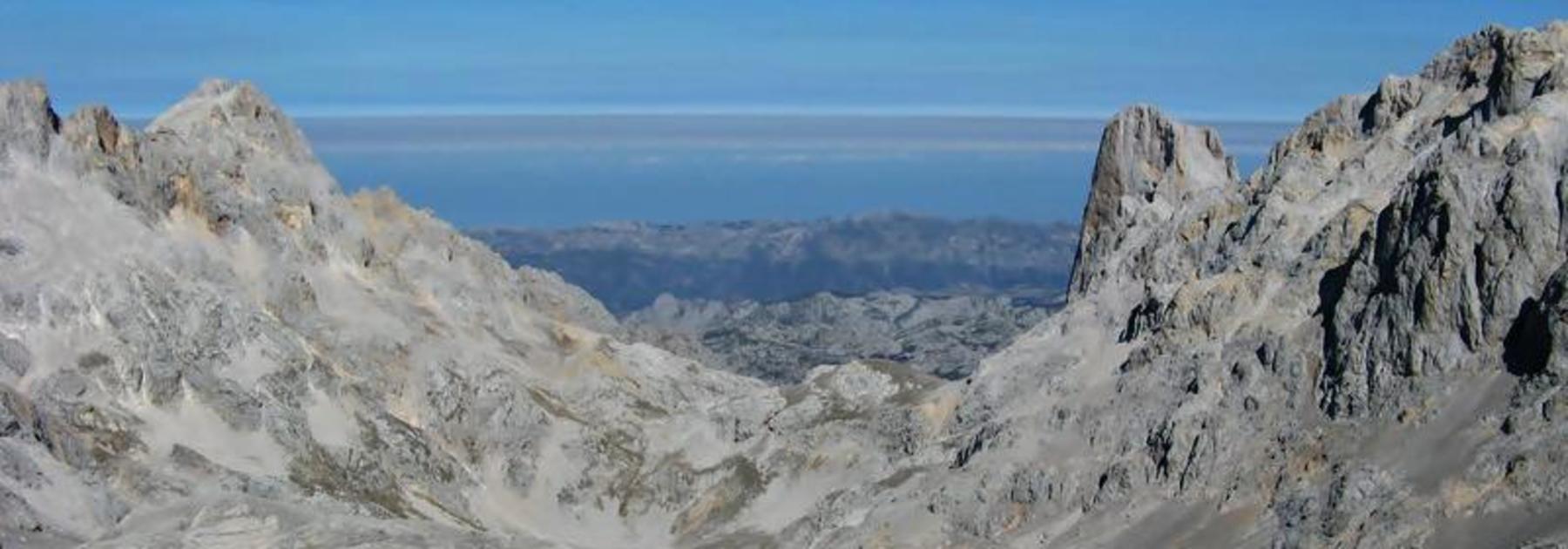 El Urriellu desde el Collado de Horcados Rojos